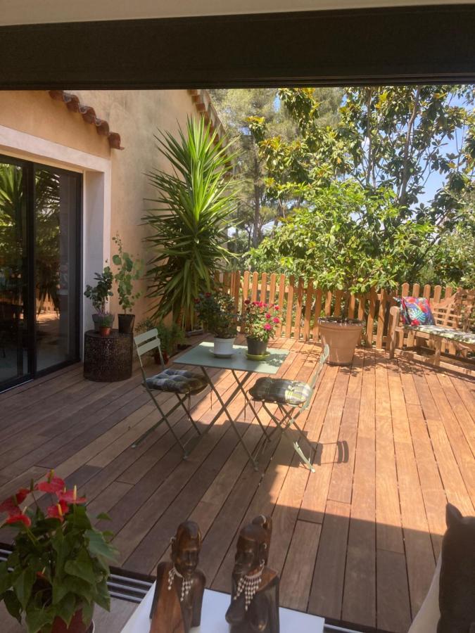 Maison De Charme Avec Piscine Et Jacuzzi Dans Cadre Exceptionnel Proche Marseille Mirabeau Eksteriør bilde